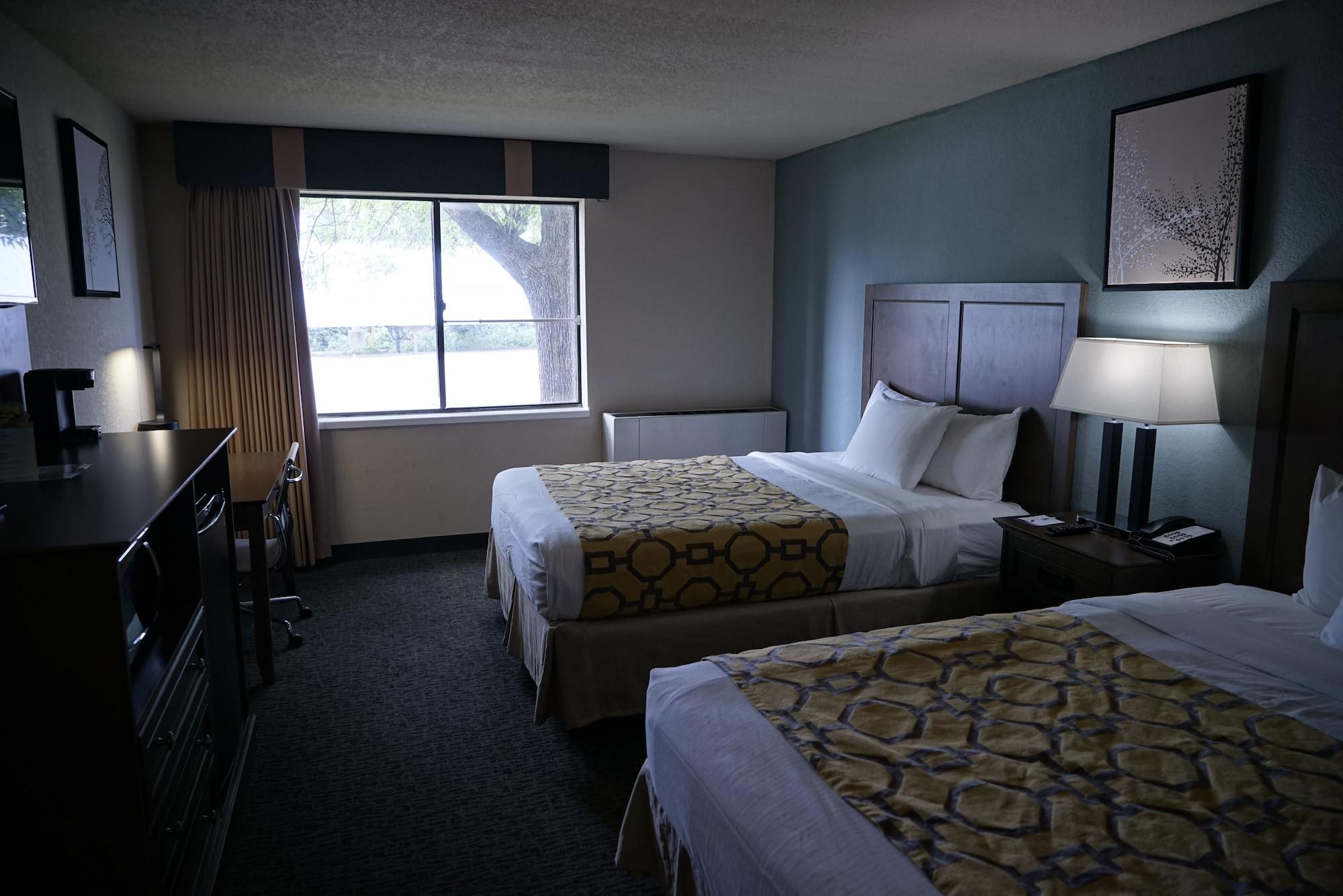 Baymont By Wyndham Shakopee Hotel Bagian luar foto