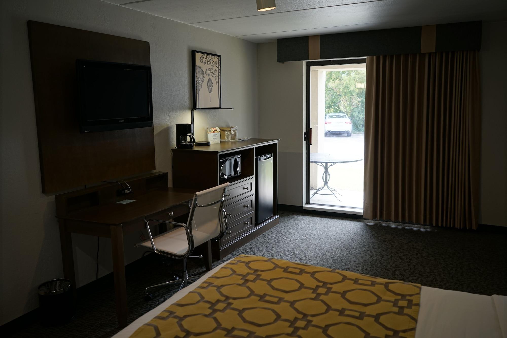 Baymont By Wyndham Shakopee Hotel Bagian luar foto