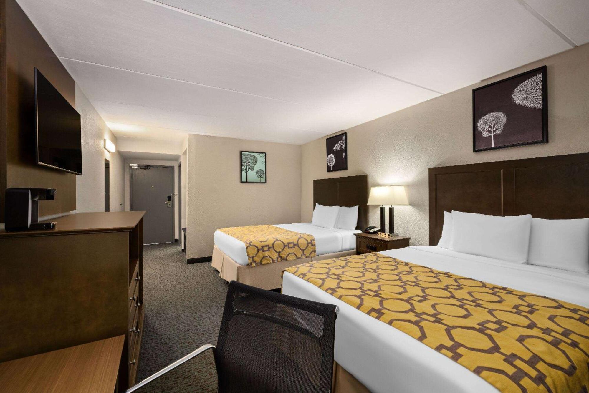 Baymont By Wyndham Shakopee Hotel Bagian luar foto
