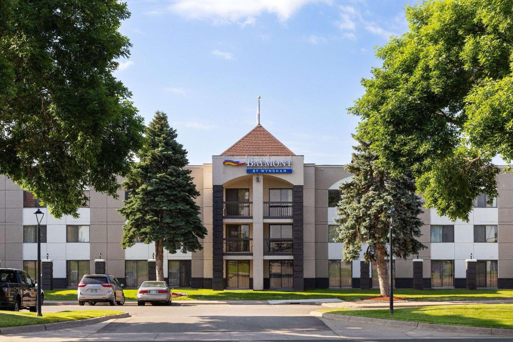Baymont By Wyndham Shakopee Hotel Bagian luar foto